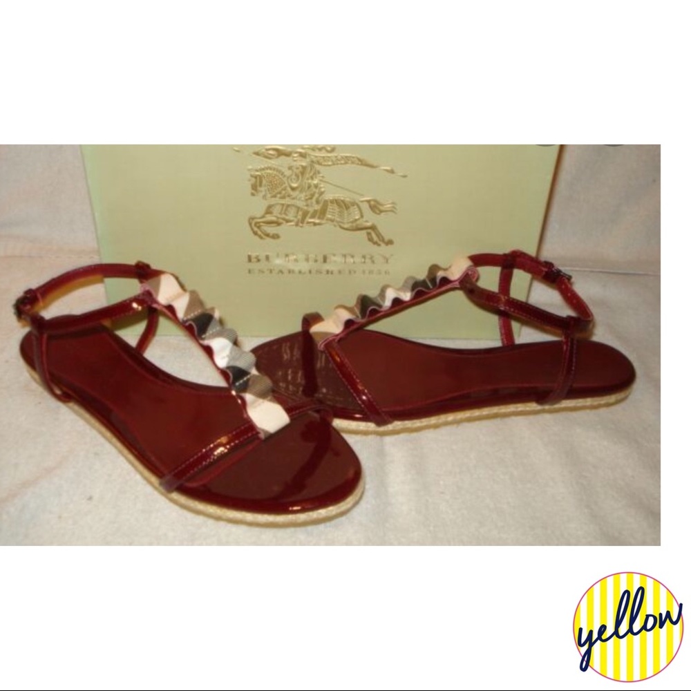 Burberry Sandals, NWOT, EUC